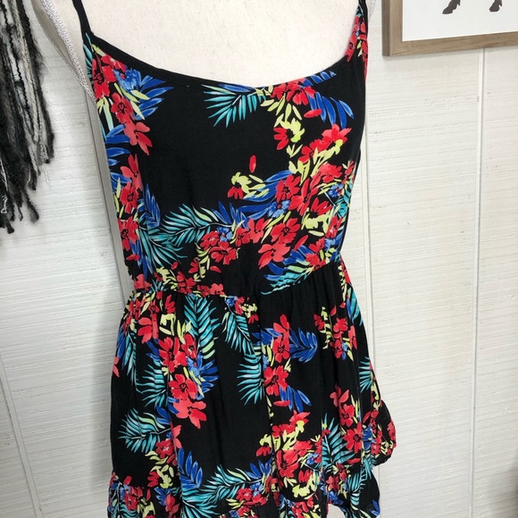 Torrid tropical print spaghetti strap tank top - Picture 6 of 8